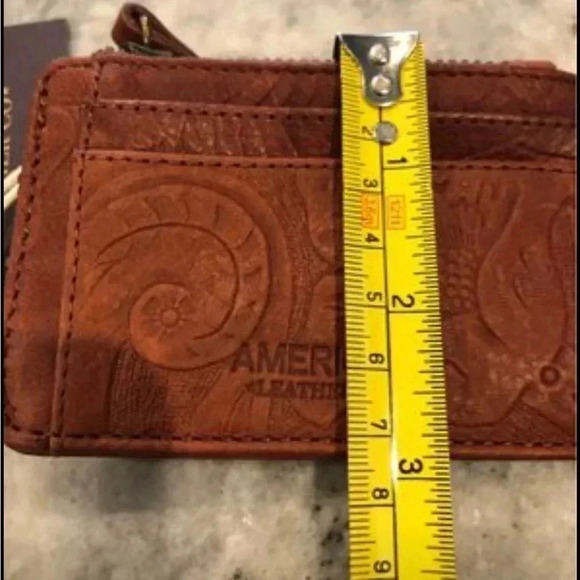American Leather Co.  Portland wallet -key chain - ID holder -brandy tooled - Picture 6 of 6